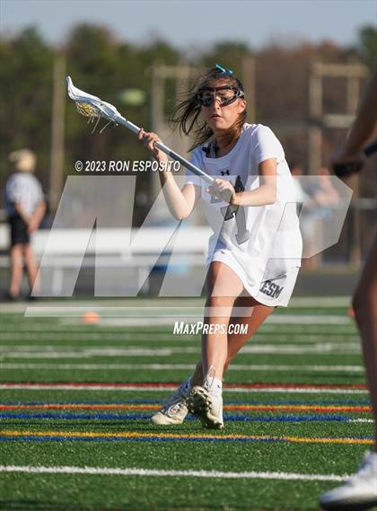 Thumbnail 1 in West Babylon @  Eastport-South Manor photogallery.