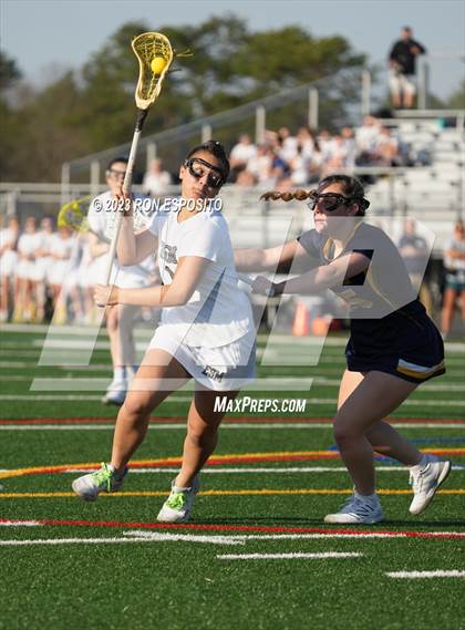 Thumbnail 1 in West Babylon @  Eastport-South Manor photogallery.