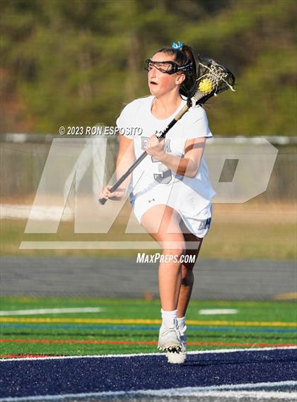 Thumbnail 3 in West Babylon @  Eastport-South Manor photogallery.