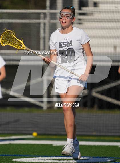 Thumbnail 1 in West Babylon @  Eastport-South Manor photogallery.