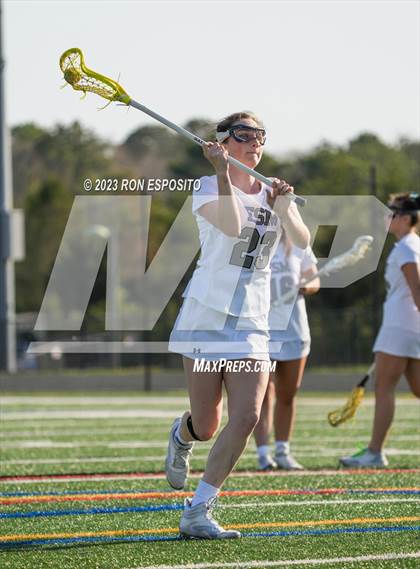 Thumbnail 2 in West Babylon @  Eastport-South Manor photogallery.