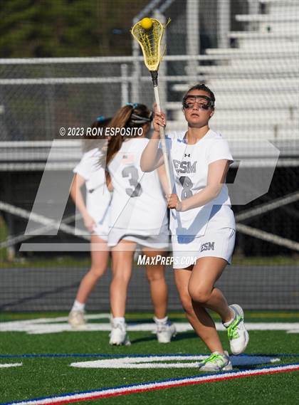 Thumbnail 2 in West Babylon @  Eastport-South Manor photogallery.