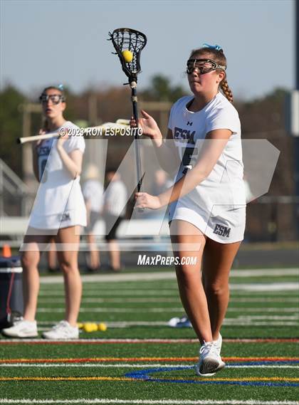 Thumbnail 1 in West Babylon @  Eastport-South Manor photogallery.
