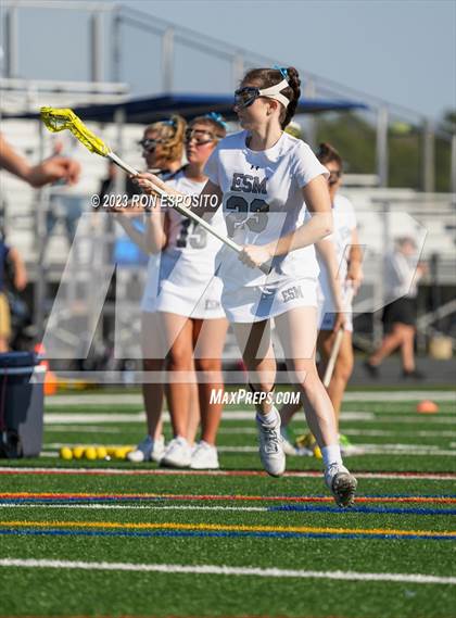 Thumbnail 1 in West Babylon @  Eastport-South Manor photogallery.