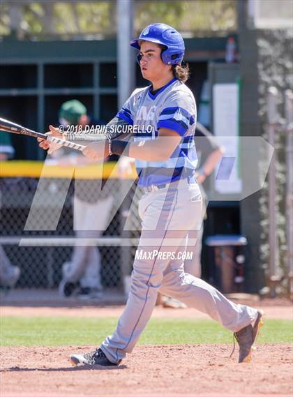 Thumbnail 3 in IMG Academy vs. Edmond Santa Fe (Coach Bob Invitational)  photogallery.