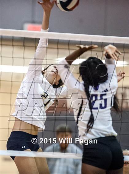 Thumbnail 1 in King's Ridge Christian vs. Mount Vernon Presbyterian  photogallery.