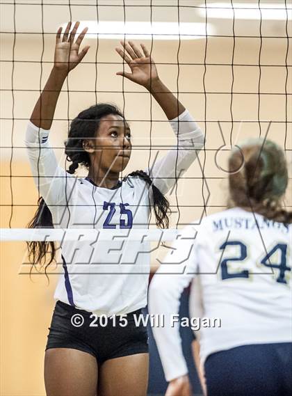 Thumbnail 2 in King's Ridge Christian vs. Mount Vernon Presbyterian  photogallery.