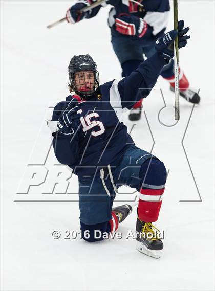 Thumbnail 2 in North Reading vs Lincoln-Sudbury (MIAA Division 2 North Quarterfinal) photogallery.