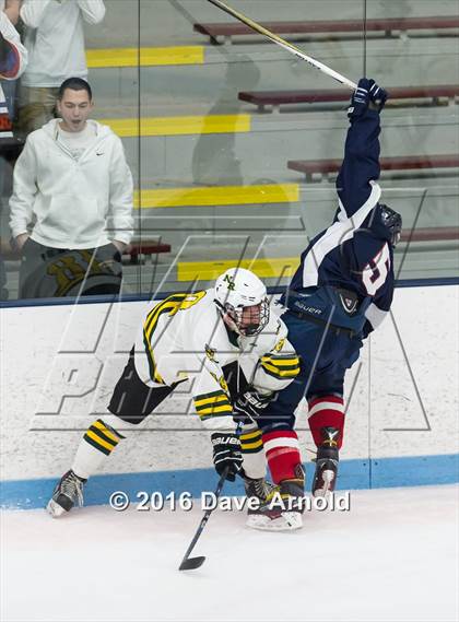 Thumbnail 1 in North Reading vs Lincoln-Sudbury (MIAA Division 2 North Quarterfinal) photogallery.