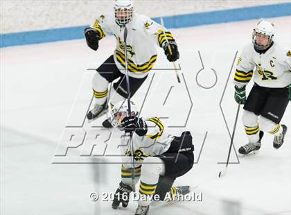 Thumbnail 1 in North Reading vs Lincoln-Sudbury (MIAA Division 2 North Quarterfinal) photogallery.