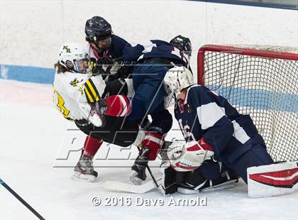 Thumbnail 2 in North Reading vs Lincoln-Sudbury (MIAA Division 2 North Quarterfinal) photogallery.