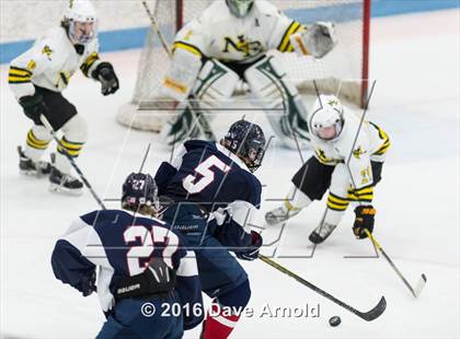 Thumbnail 2 in North Reading vs Lincoln-Sudbury (MIAA Division 2 North Quarterfinal) photogallery.