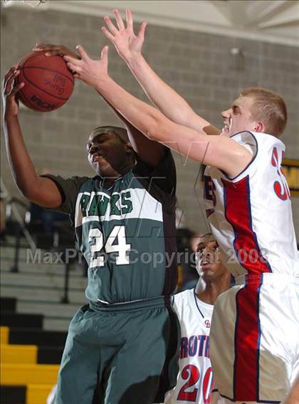 Thumbnail 3 in Hug vs. Christian Brothers (Del Oro Invitational) photogallery.