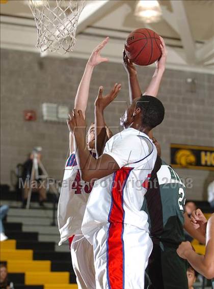 Thumbnail 3 in Hug vs. Christian Brothers (Del Oro Invitational) photogallery.