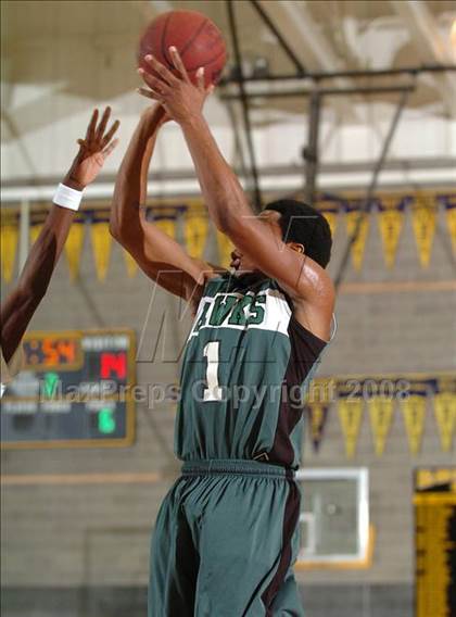 Thumbnail 3 in Hug vs. Christian Brothers (Del Oro Invitational) photogallery.