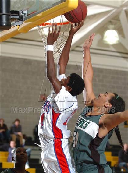 Thumbnail 1 in Hug vs. Christian Brothers (Del Oro Invitational) photogallery.