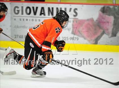 Thumbnail 1 in Ridgefield vs. Darien (FCIAC Tier 1 Final) photogallery.