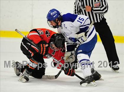 Thumbnail 1 in Ridgefield vs. Darien (FCIAC Tier 1 Final) photogallery.