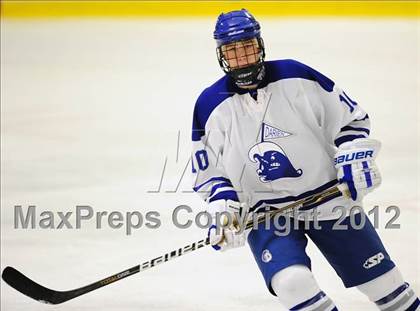 Thumbnail 1 in Ridgefield vs. Darien (FCIAC Tier 1 Final) photogallery.