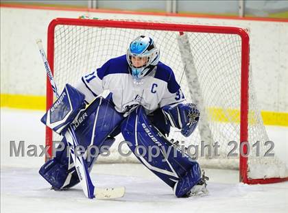 Thumbnail 3 in Ridgefield vs. Darien (FCIAC Tier 1 Final) photogallery.
