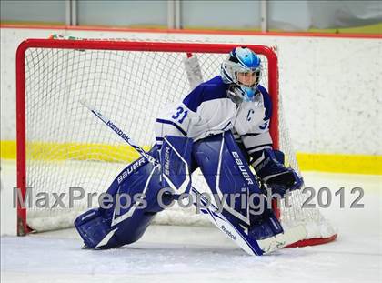 Thumbnail 2 in Ridgefield vs. Darien (FCIAC Tier 1 Final) photogallery.