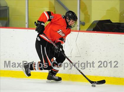 Thumbnail 1 in Ridgefield vs. Darien (FCIAC Tier 1 Final) photogallery.