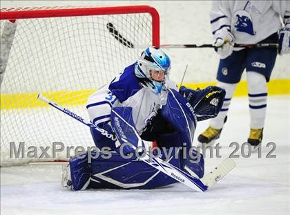 Thumbnail 3 in Ridgefield vs. Darien (FCIAC Tier 1 Final) photogallery.