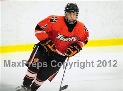 Thumbnail 2 in Ridgefield vs. Darien (FCIAC Tier 1 Final) photogallery.