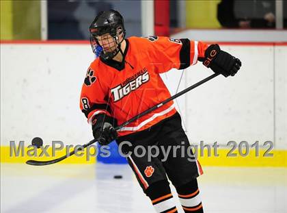 Thumbnail 3 in Ridgefield vs. Darien (FCIAC Tier 1 Final) photogallery.