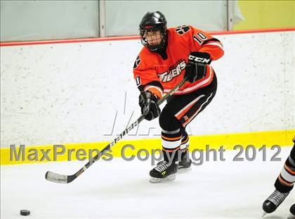 Thumbnail 1 in Ridgefield vs. Darien (FCIAC Tier 1 Final) photogallery.