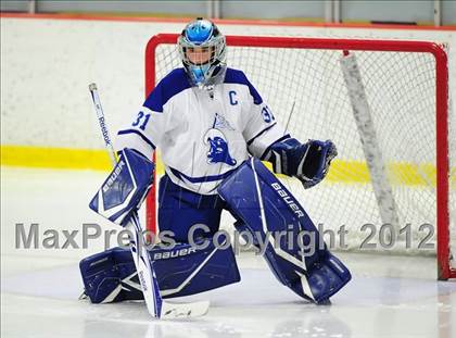 Thumbnail 1 in Ridgefield vs. Darien (FCIAC Tier 1 Final) photogallery.