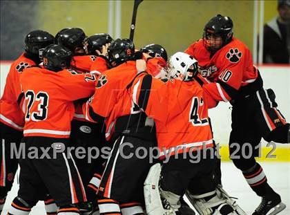 Thumbnail 1 in Ridgefield vs. Darien (FCIAC Tier 1 Final) photogallery.
