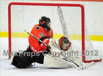 Thumbnail 3 in Ridgefield vs. Darien (FCIAC Tier 1 Final) photogallery.