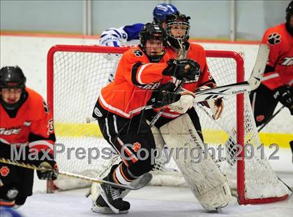 Thumbnail 2 in Ridgefield vs. Darien (FCIAC Tier 1 Final) photogallery.