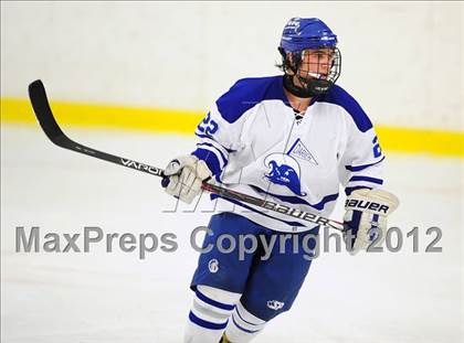 Thumbnail 3 in Ridgefield vs. Darien (FCIAC Tier 1 Final) photogallery.