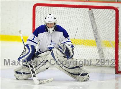 Thumbnail 2 in Ridgefield vs. Darien (FCIAC Tier 1 Final) photogallery.