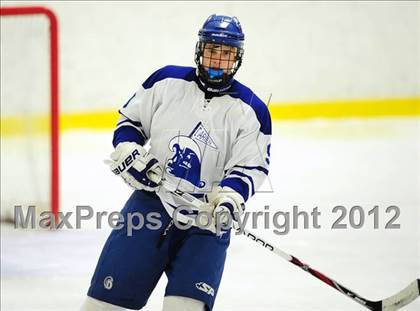 Thumbnail 1 in Ridgefield vs. Darien (FCIAC Tier 1 Final) photogallery.