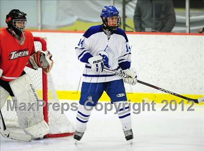 Thumbnail 1 in Ridgefield vs. Darien (FCIAC Tier 1 Final) photogallery.