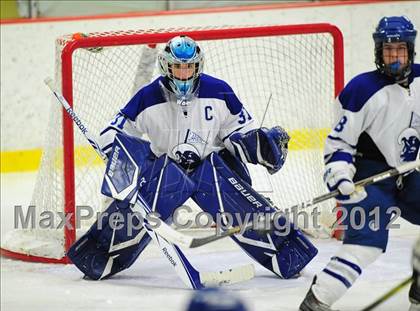 Thumbnail 2 in Ridgefield vs. Darien (FCIAC Tier 1 Final) photogallery.