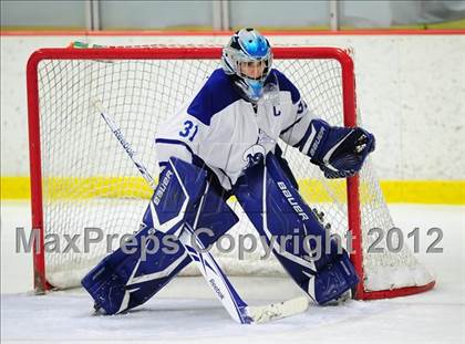 Thumbnail 2 in Ridgefield vs. Darien (FCIAC Tier 1 Final) photogallery.