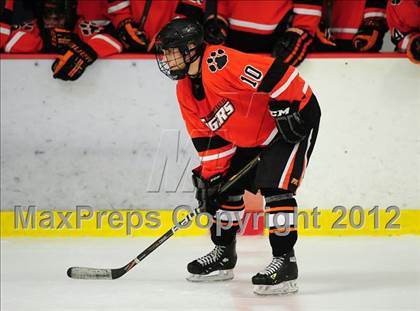 Thumbnail 1 in Ridgefield vs. Darien (FCIAC Tier 1 Final) photogallery.