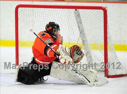 Thumbnail 2 in Ridgefield vs. Darien (FCIAC Tier 1 Final) photogallery.