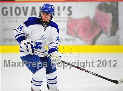 Thumbnail 2 in Ridgefield vs. Darien (FCIAC Tier 1 Final) photogallery.