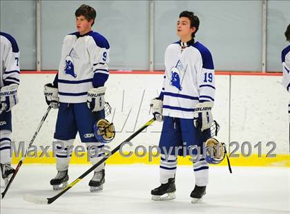Thumbnail 1 in Ridgefield vs. Darien (FCIAC Tier 1 Final) photogallery.