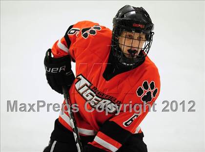 Thumbnail 3 in Ridgefield vs. Darien (FCIAC Tier 1 Final) photogallery.