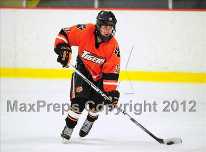 Thumbnail 1 in Ridgefield vs. Darien (FCIAC Tier 1 Final) photogallery.