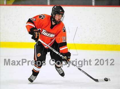 Thumbnail 2 in Ridgefield vs. Darien (FCIAC Tier 1 Final) photogallery.