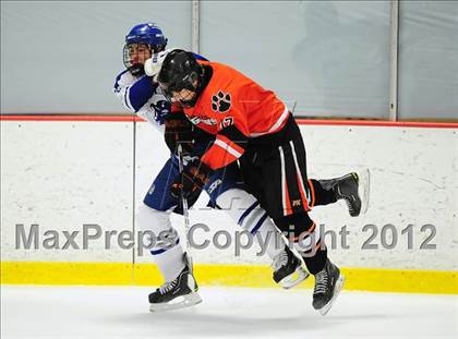 Thumbnail 3 in Ridgefield vs. Darien (FCIAC Tier 1 Final) photogallery.