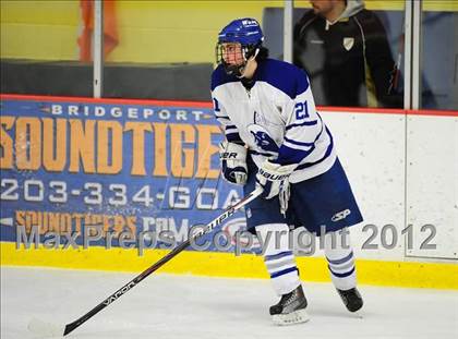 Thumbnail 2 in Ridgefield vs. Darien (FCIAC Tier 1 Final) photogallery.