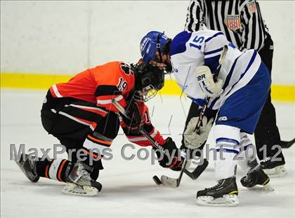 Thumbnail 3 in Ridgefield vs. Darien (FCIAC Tier 1 Final) photogallery.